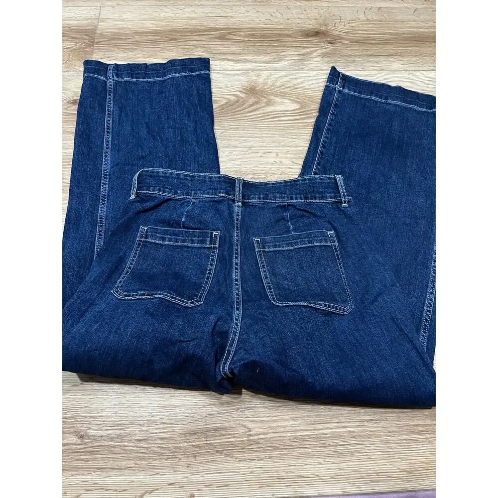 Old Navy Extra High-Rise Sky-Hi Wide Leg Jeans Size 8 Dark Wash (A01)